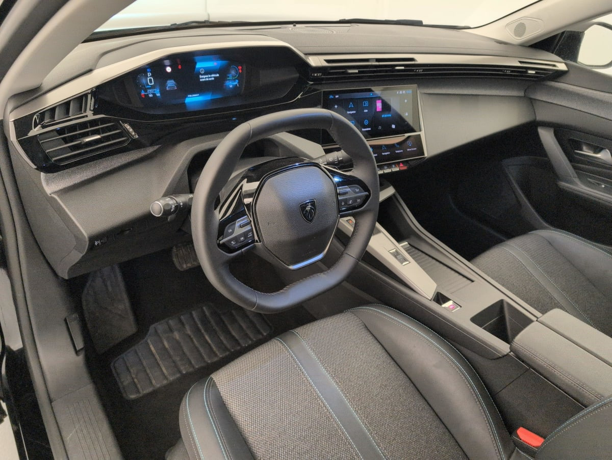 Vente en ligne Peugeot 408 Hybrid 145 e-DCS6 Allure au prix de 21 300 €