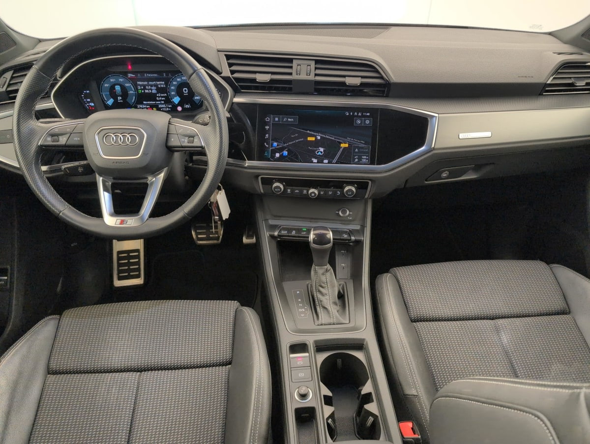 Vente en ligne Audi Q3 45 TFSIe 245 ch S tronic 6 S line au prix de 29 540 €
