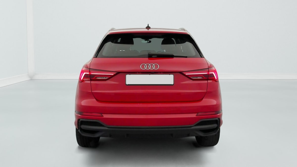 Vente en ligne Audi Q3 45 TFSIe 245 ch S tronic 6 S line au prix de 29 540 €