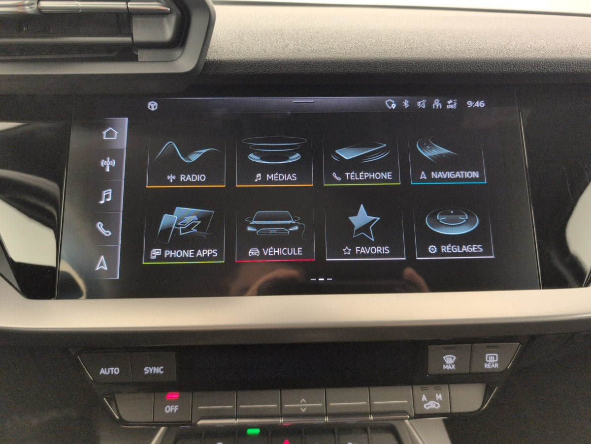 Vente en ligne Audi A3 40 TFSIe 204 S tronic 6 Design au prix de 27 480 €