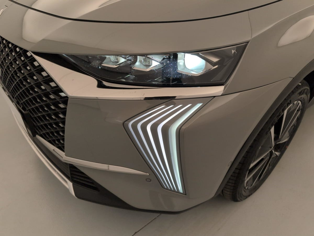Vente en ligne Ds DS7 Crossback BlueHDi 130 EAT8 Rivoli au prix de 29 540 €