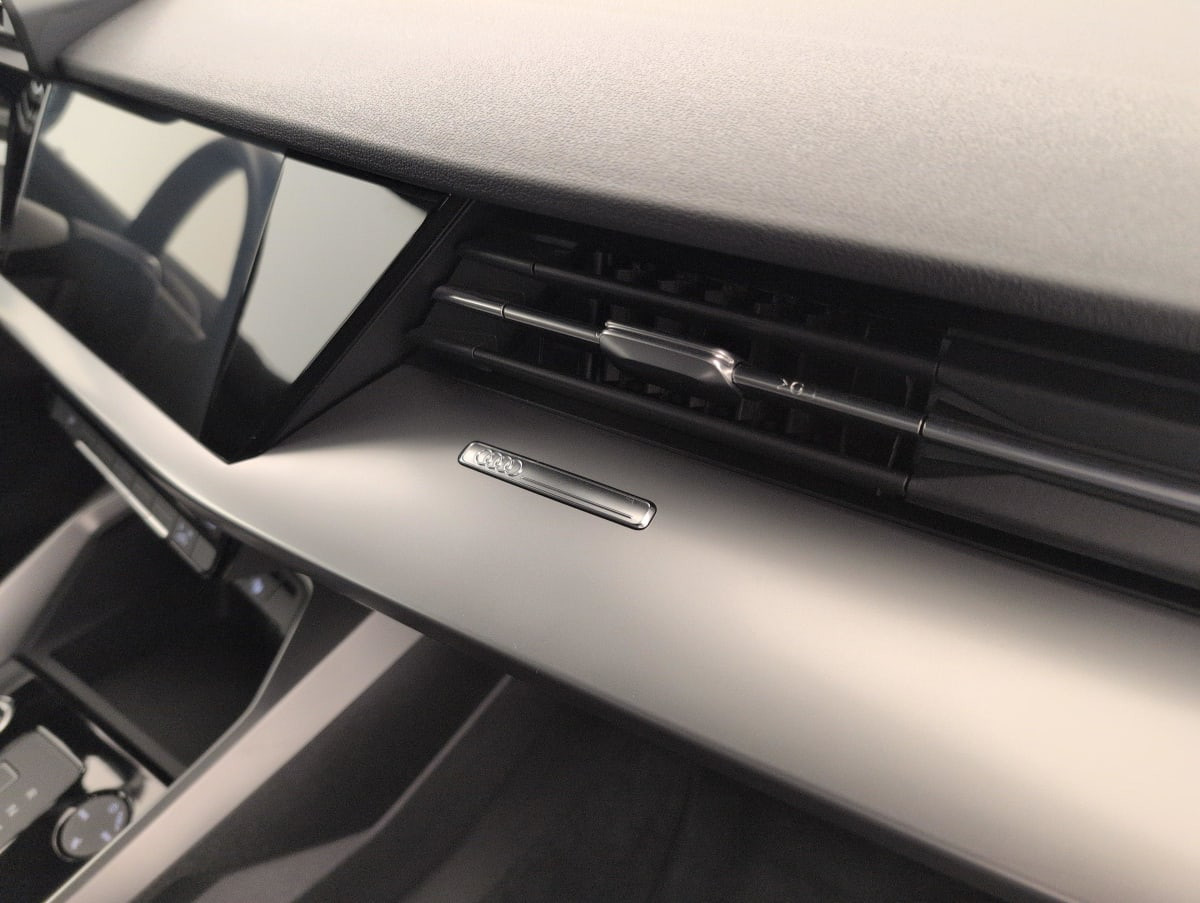 Vente en ligne Audi A3 40 TFSIe 204 S tronic 6 Design au prix de 27 480 €