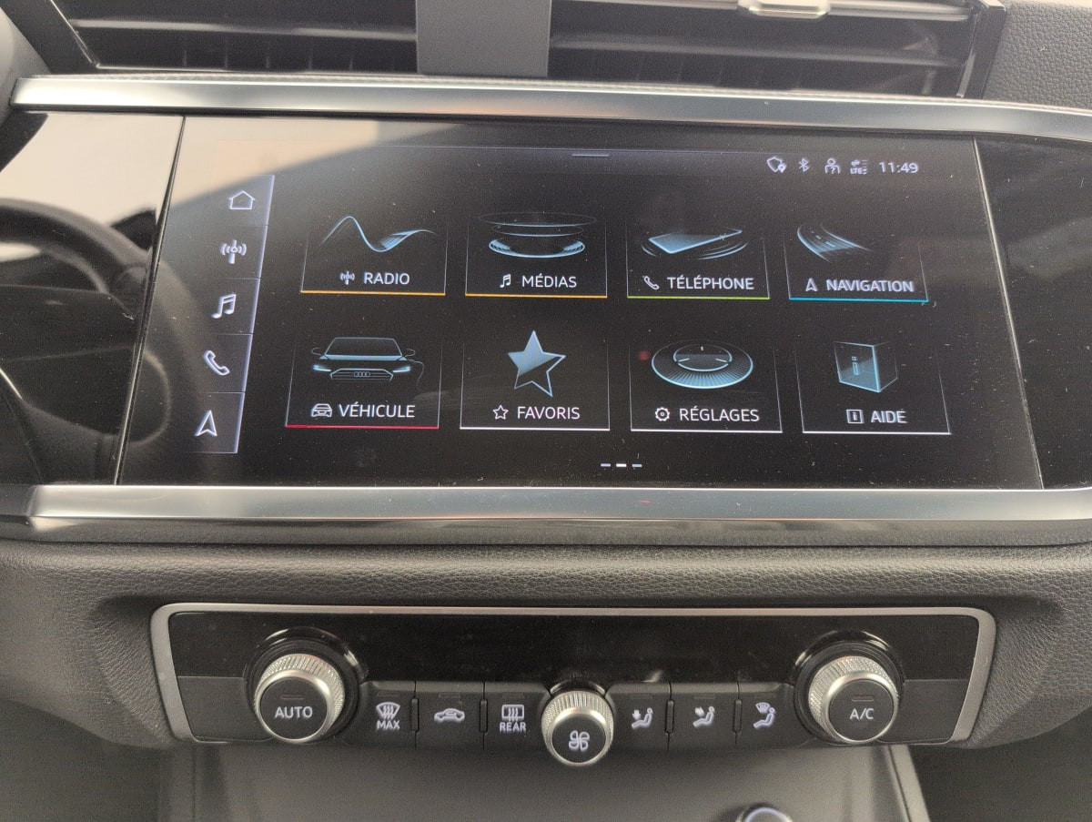 Vente en ligne Audi Q3 45 TFSIe 245 ch S tronic 6 S line au prix de 29 540 €