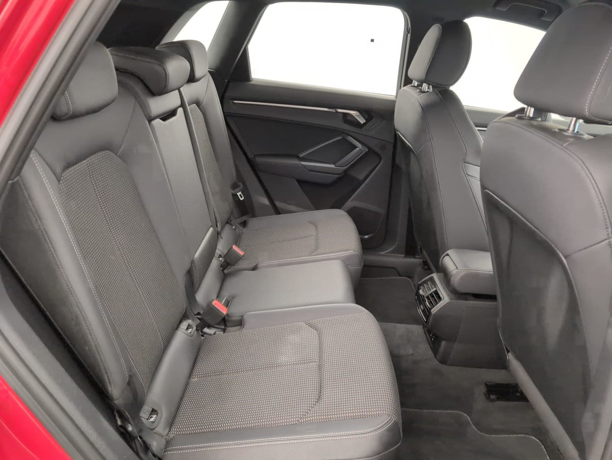 Vente en ligne Audi Q3 45 TFSIe 245 ch S tronic 6 S line au prix de 29 540 €