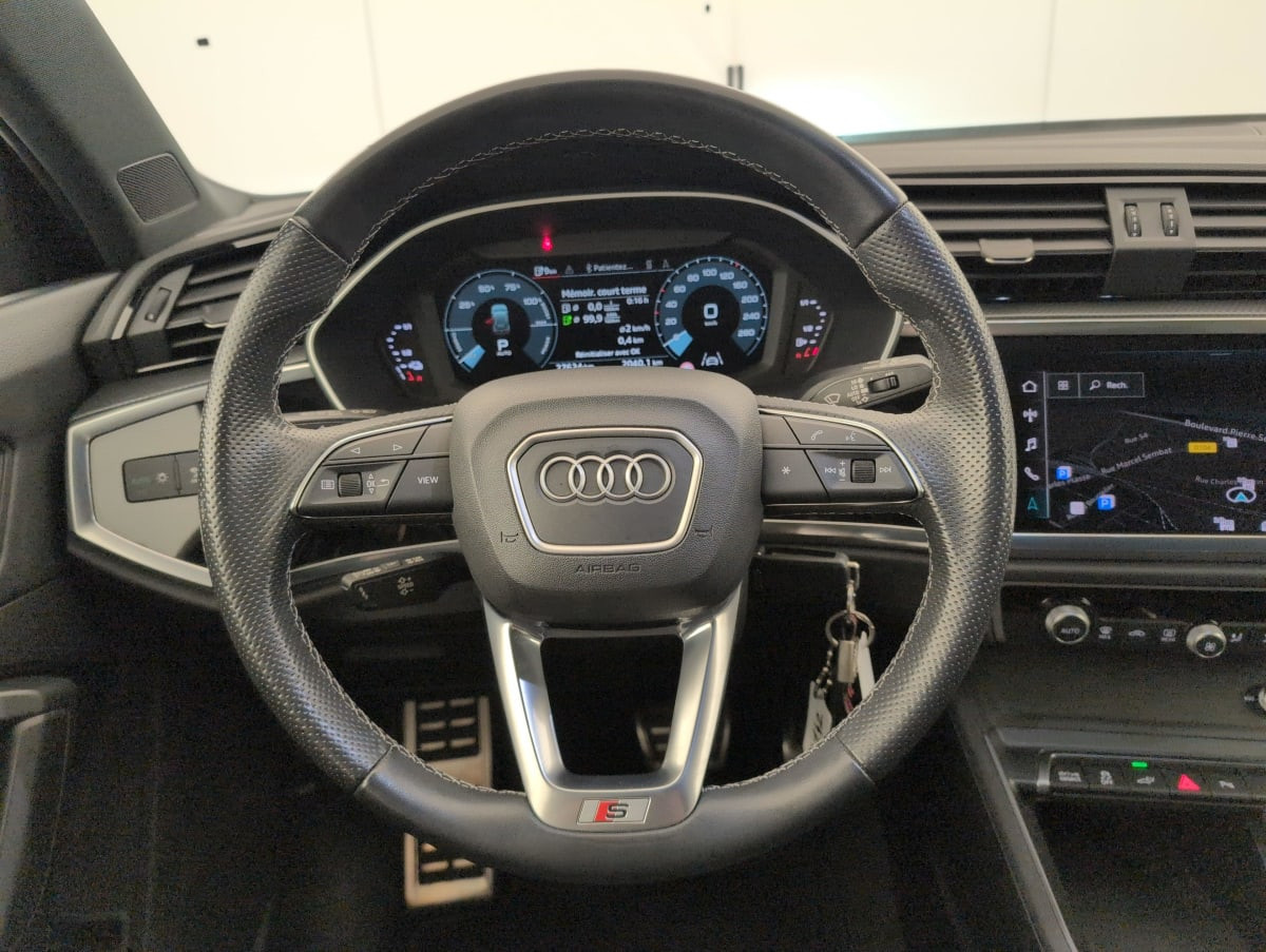 Vente en ligne Audi Q3 45 TFSIe 245 ch S tronic 6 S line au prix de 29 540 €