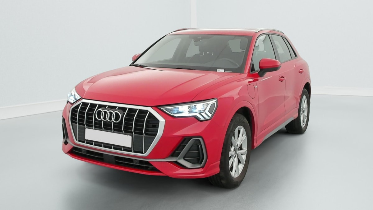 Vente en ligne Audi Q3 45 TFSIe 245 ch S tronic 6 S line au prix de 29 540 €