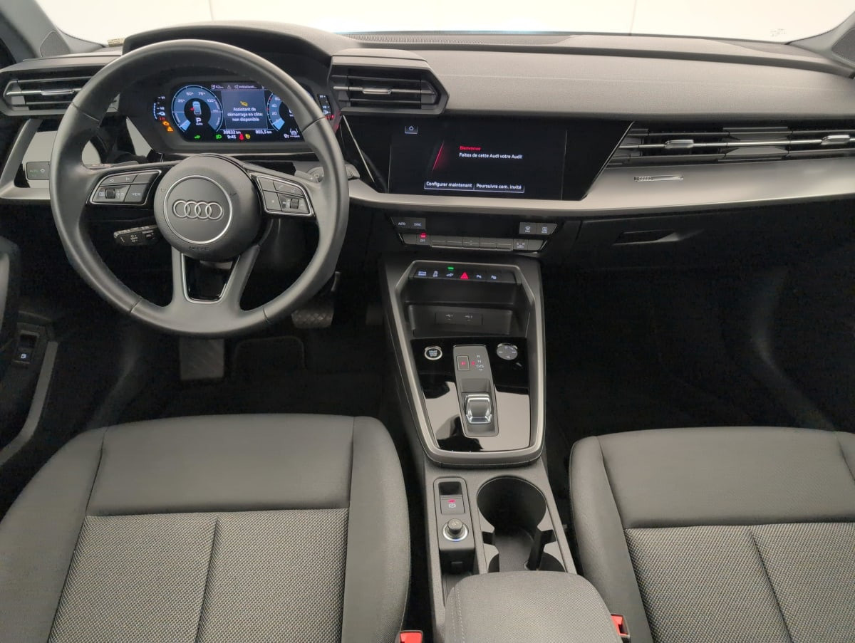 Vente en ligne Audi A3 40 TFSIe 204 S tronic 6 Design au prix de 27 480 €