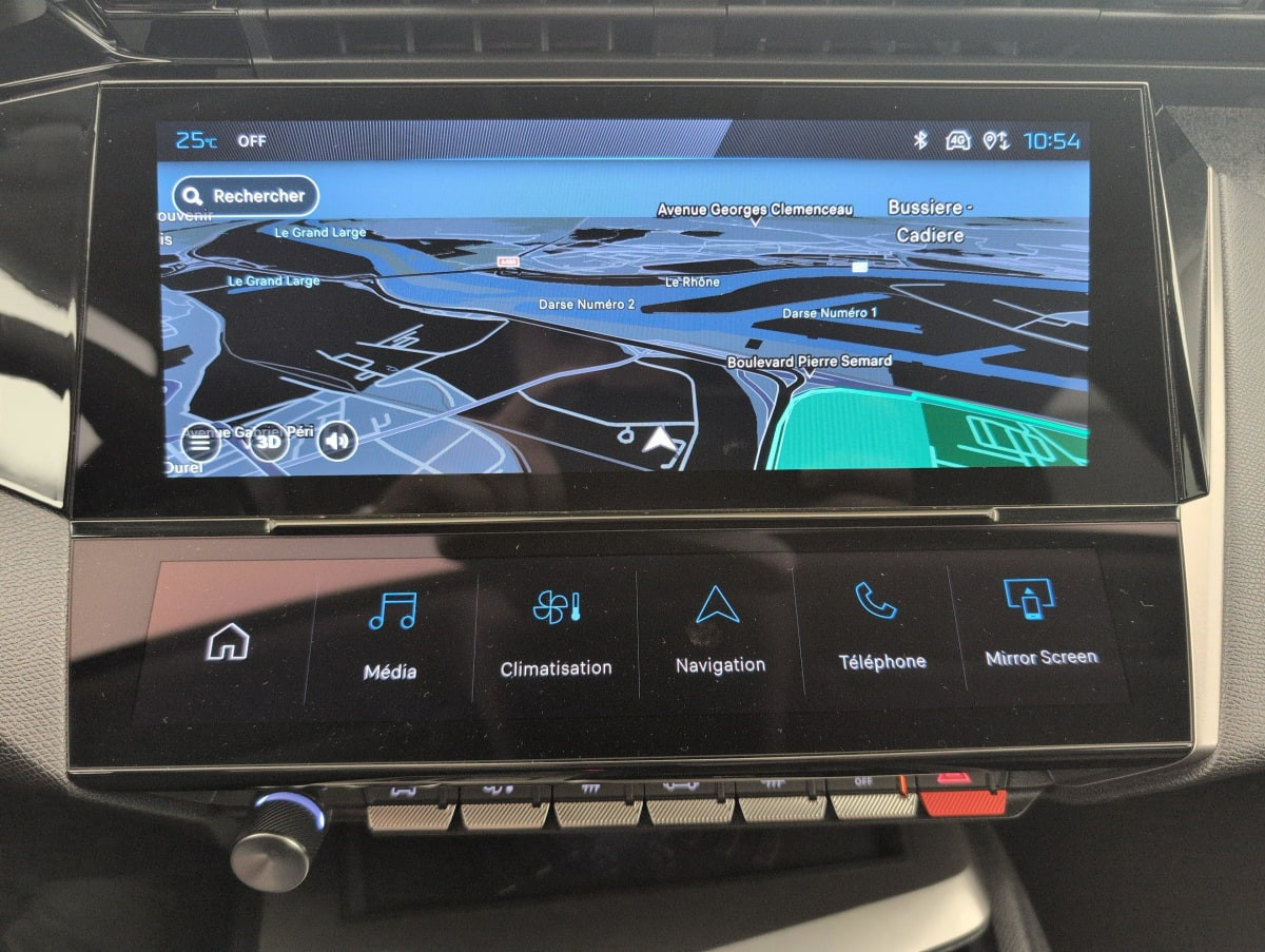 Vente en ligne Peugeot 408 Hybrid 145 e-DCS6 Allure au prix de 21 300 €