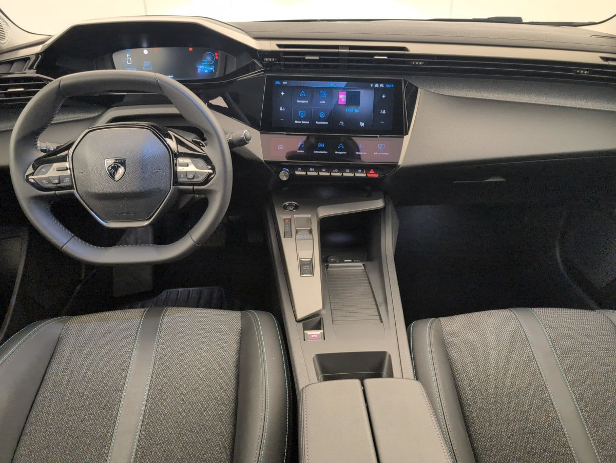 Vente en ligne Peugeot 408 Hybrid 145 e-DCS6 Allure au prix de 21 300 €