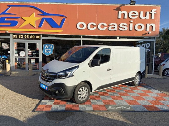Acheter RENAULT TRAFIC L2H1 1300 2.0 dCi 145 BV6 GRAND CONFORT GPS Bois chez SN Diffusion