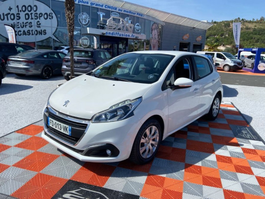 Acheter PEUGEOT 208 Affaire BlueHDi 100 PREMIUM Ecran 7" Radar AB Grille 2PL 9540HT chez SN Diffusion
