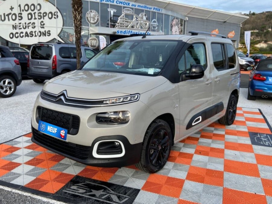 Acheter CITROEN Berlingo BlueHDi 130 SHINE GPS Modutop Caméra Pack Enfants chez SN Diffusion