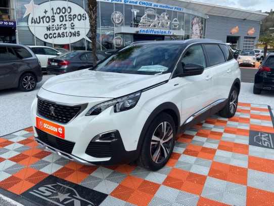 Acheter PEUGEOT 5008 BlueHDI 130 EAT8 GT Line 7PL Hayon Pack Drive Assist 1°Main chez SN Diffusion