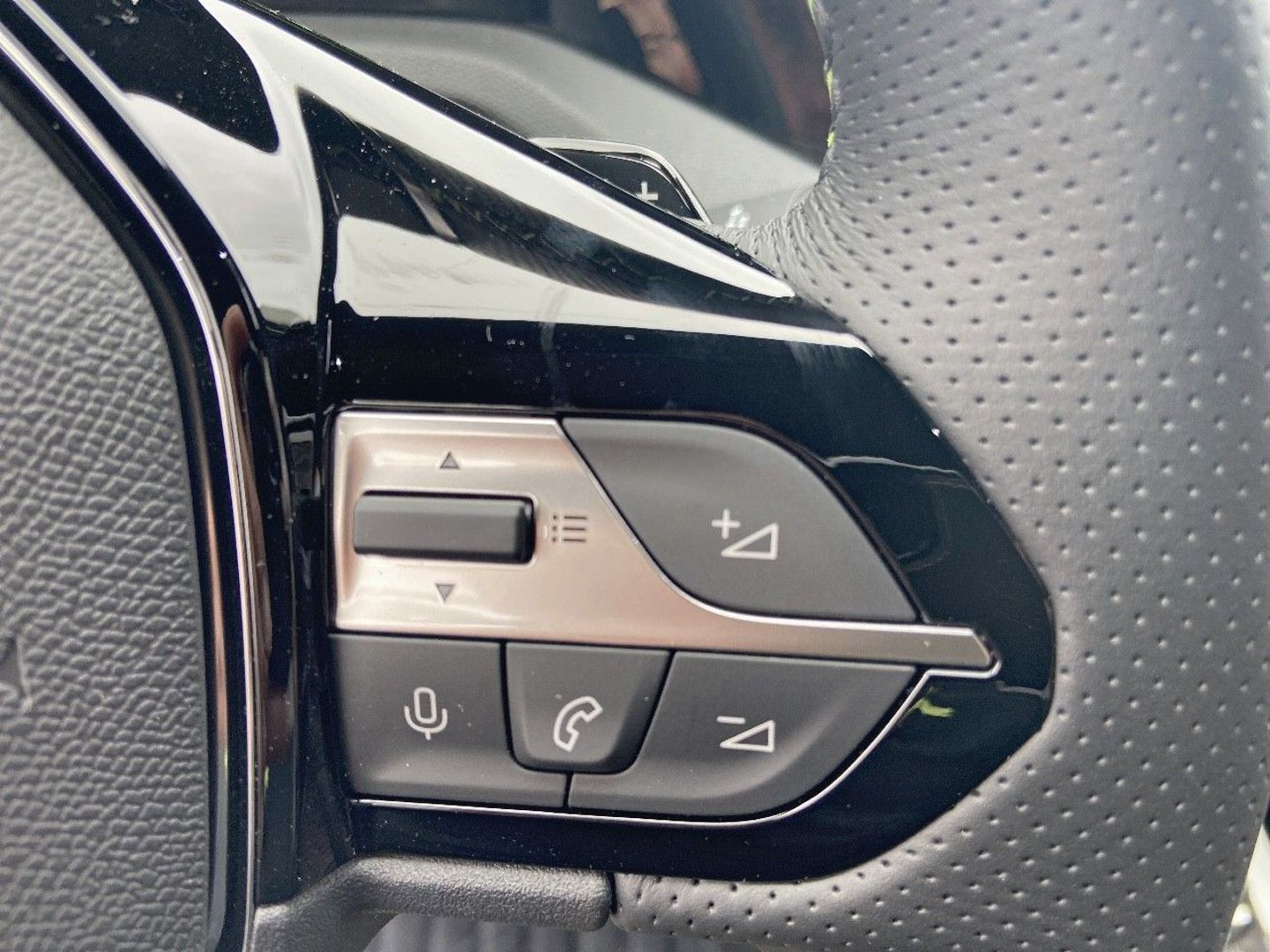 PEUGEOT 308 en vente à Castres chez votre mandataire automobile