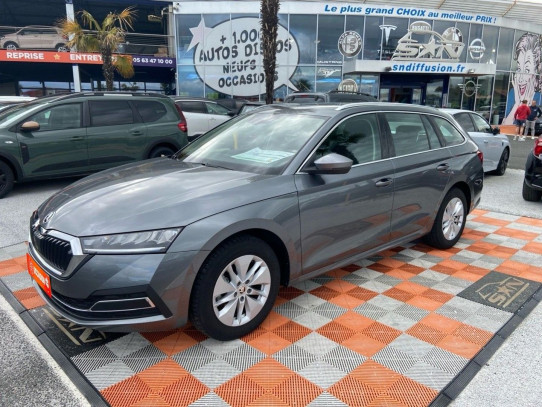 Acheter SKODA OCTAVIA COMBI 2.0 TDI 115 BV6 AMBITION Caméra ADML chez SN Diffusion