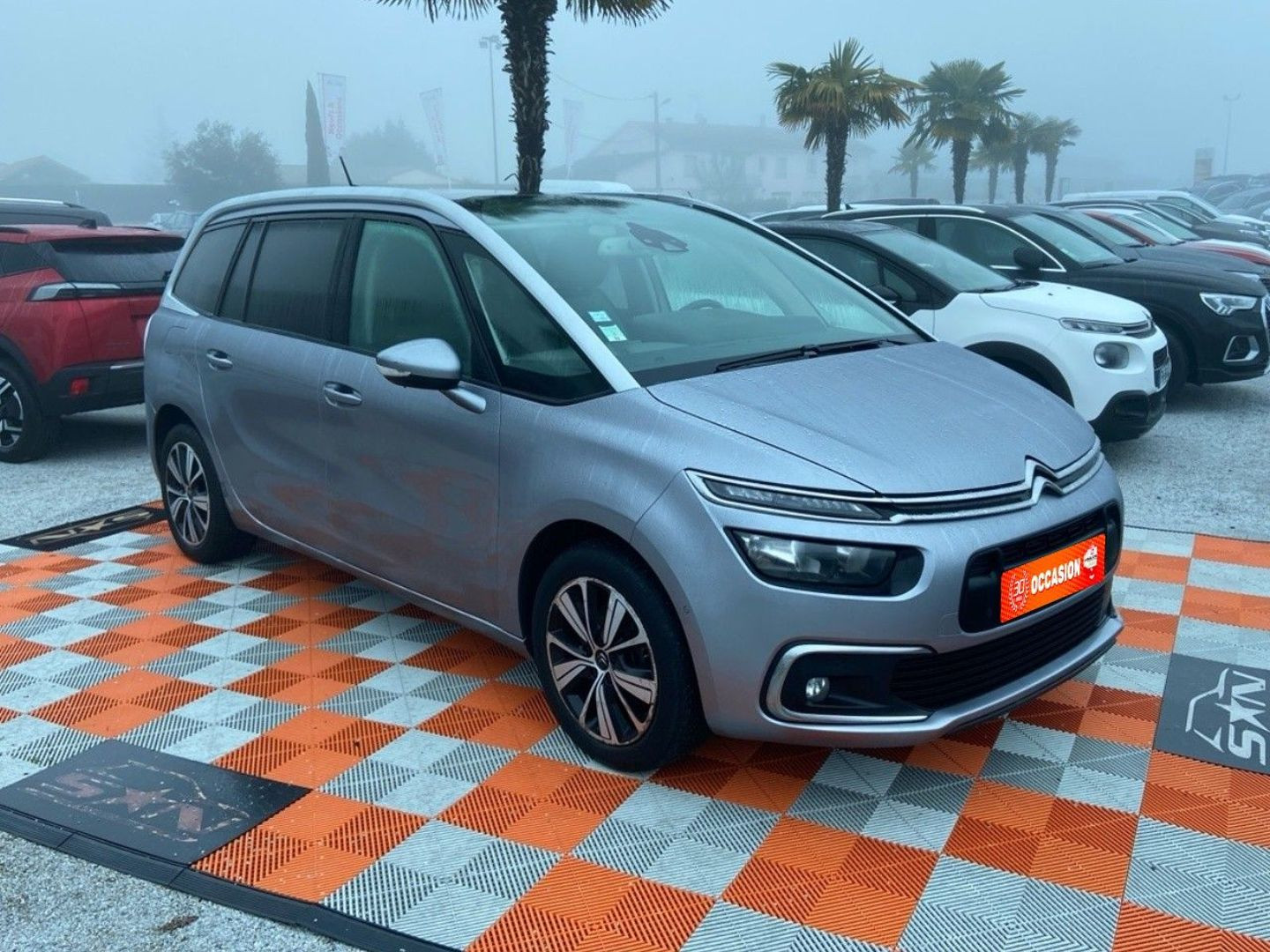 CITROEN Grand C4 SpaceTourer en vente à Castres chez votre mandataire automobile