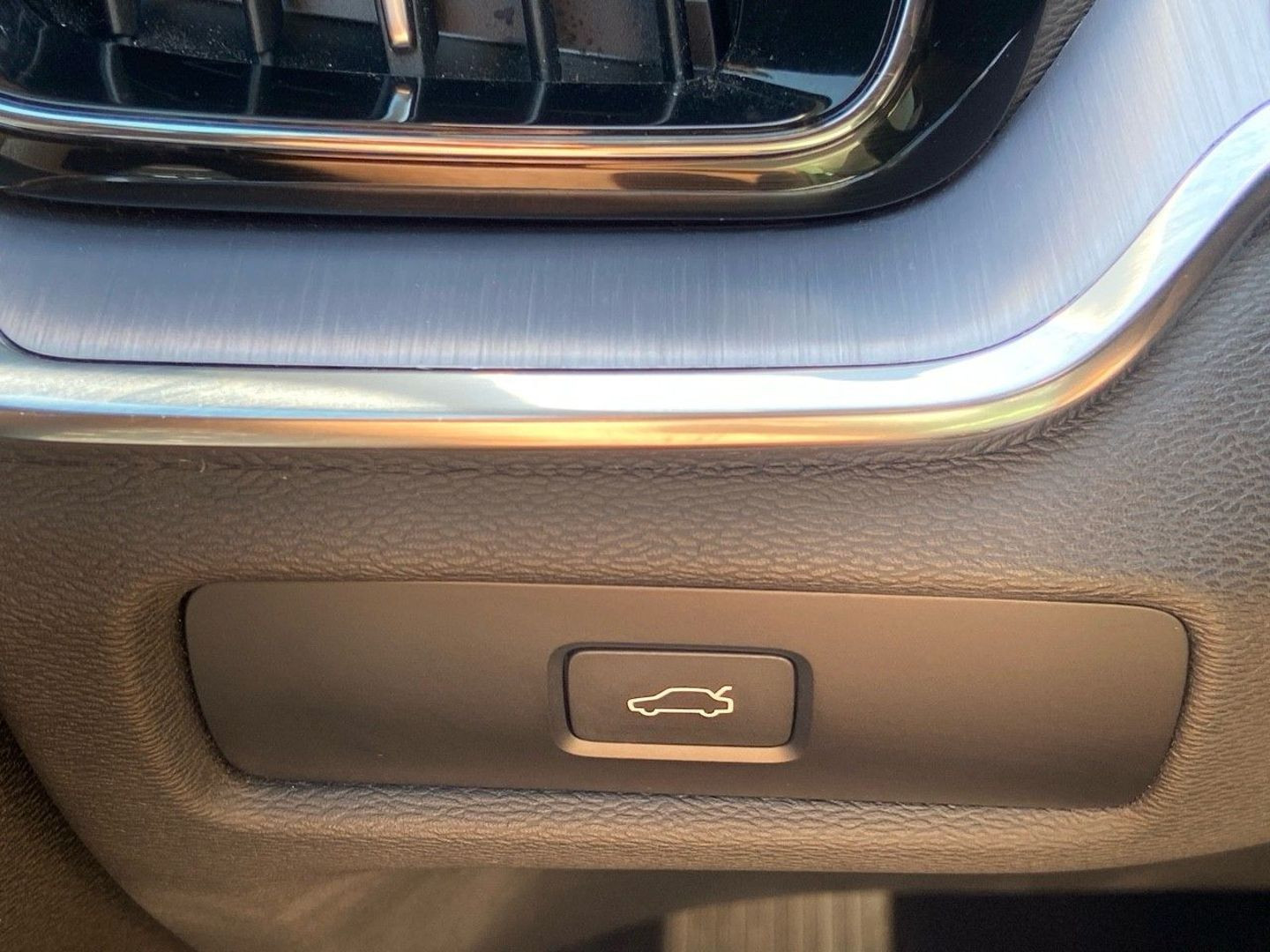 VOLVO S60 en vente à Castres chez votre mandataire automobile