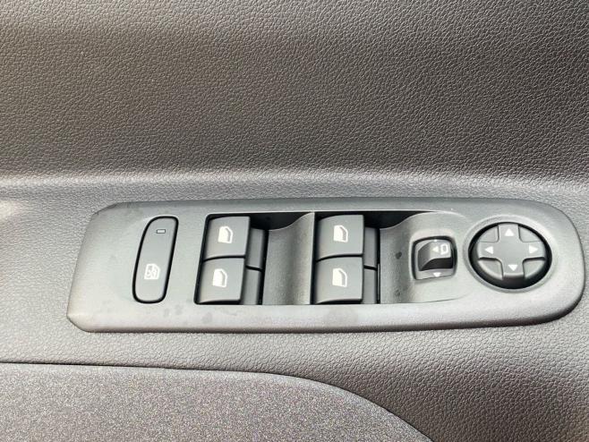 PEUGEOT Rifter en vente à Castres chez votre mandataire automobile