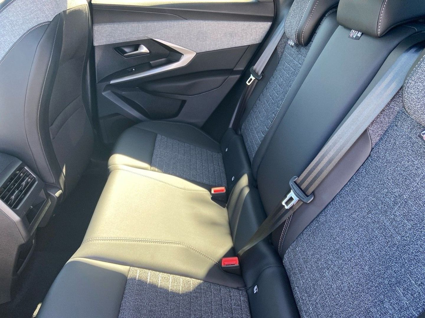 PEUGEOT 3008 en vente à Castres chez votre mandataire automobile