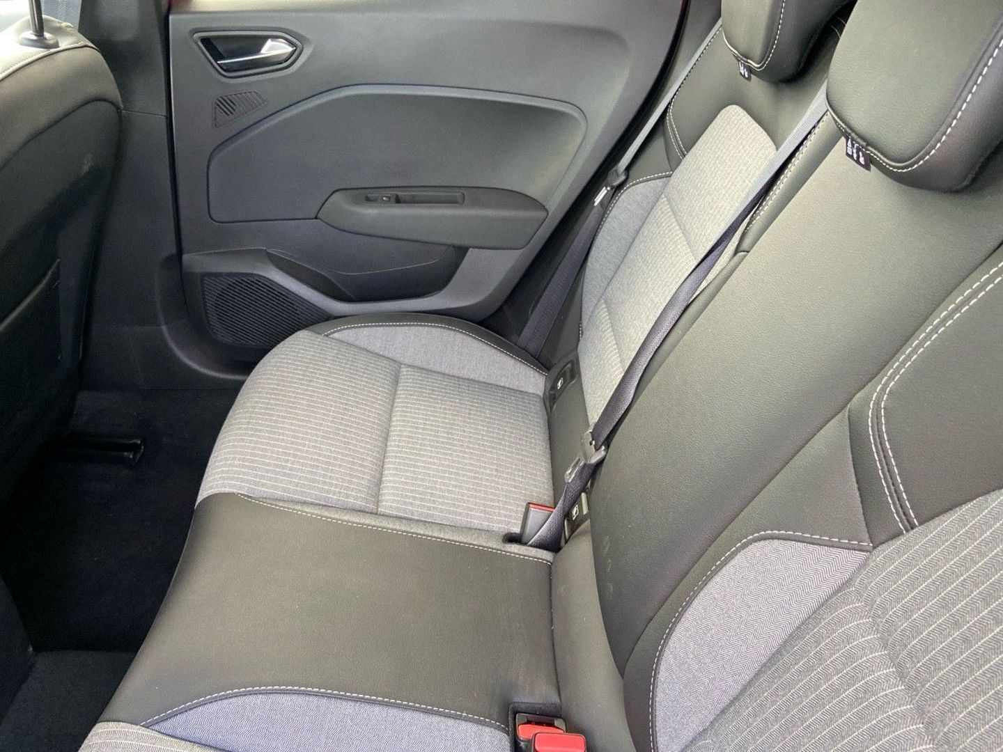 RENAULT Clio en vente à Castres chez votre mandataire automobile