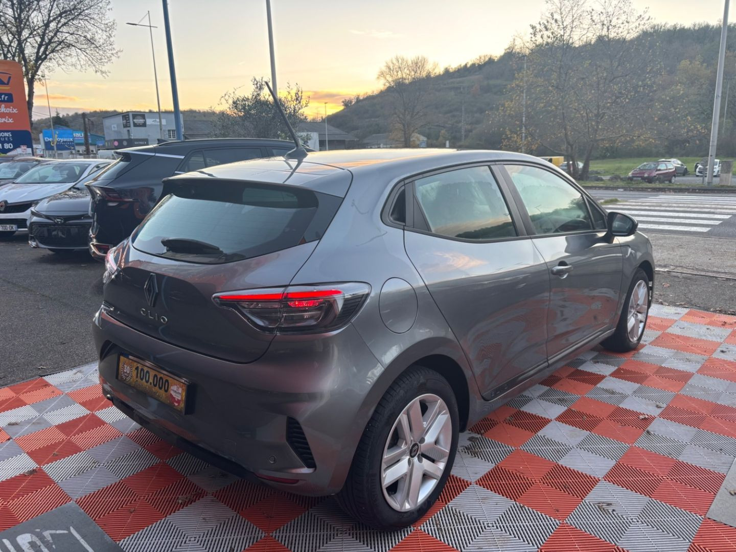 RENAULT Clio en vente à Castres chez votre mandataire automobile