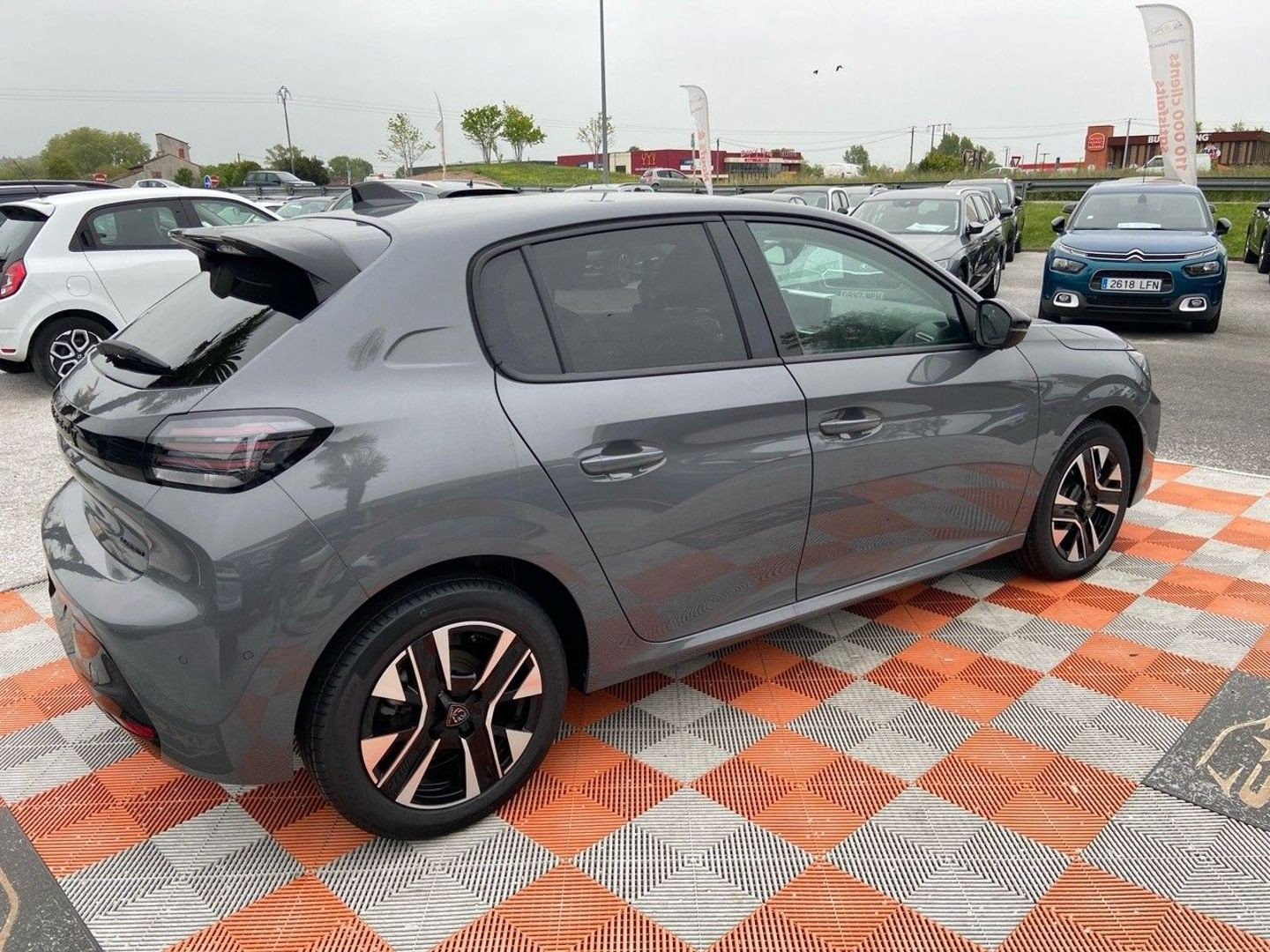 PEUGEOT 208 en vente à Castres chez votre mandataire automobile