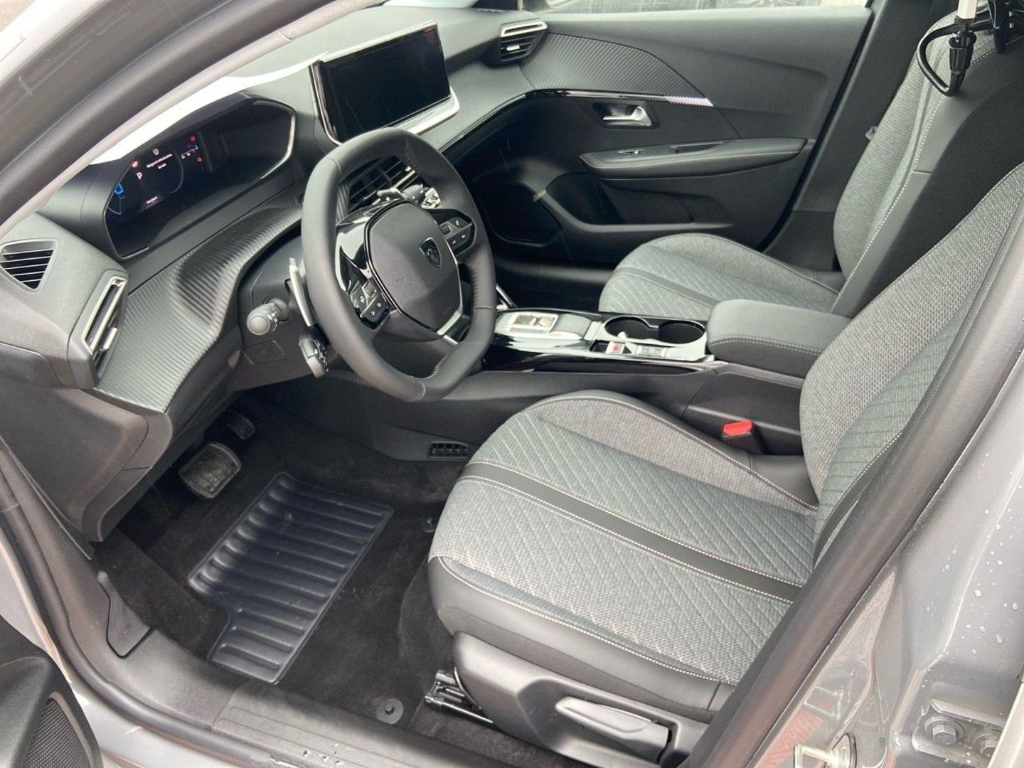 PEUGEOT 208 en vente à Castres chez votre mandataire automobile