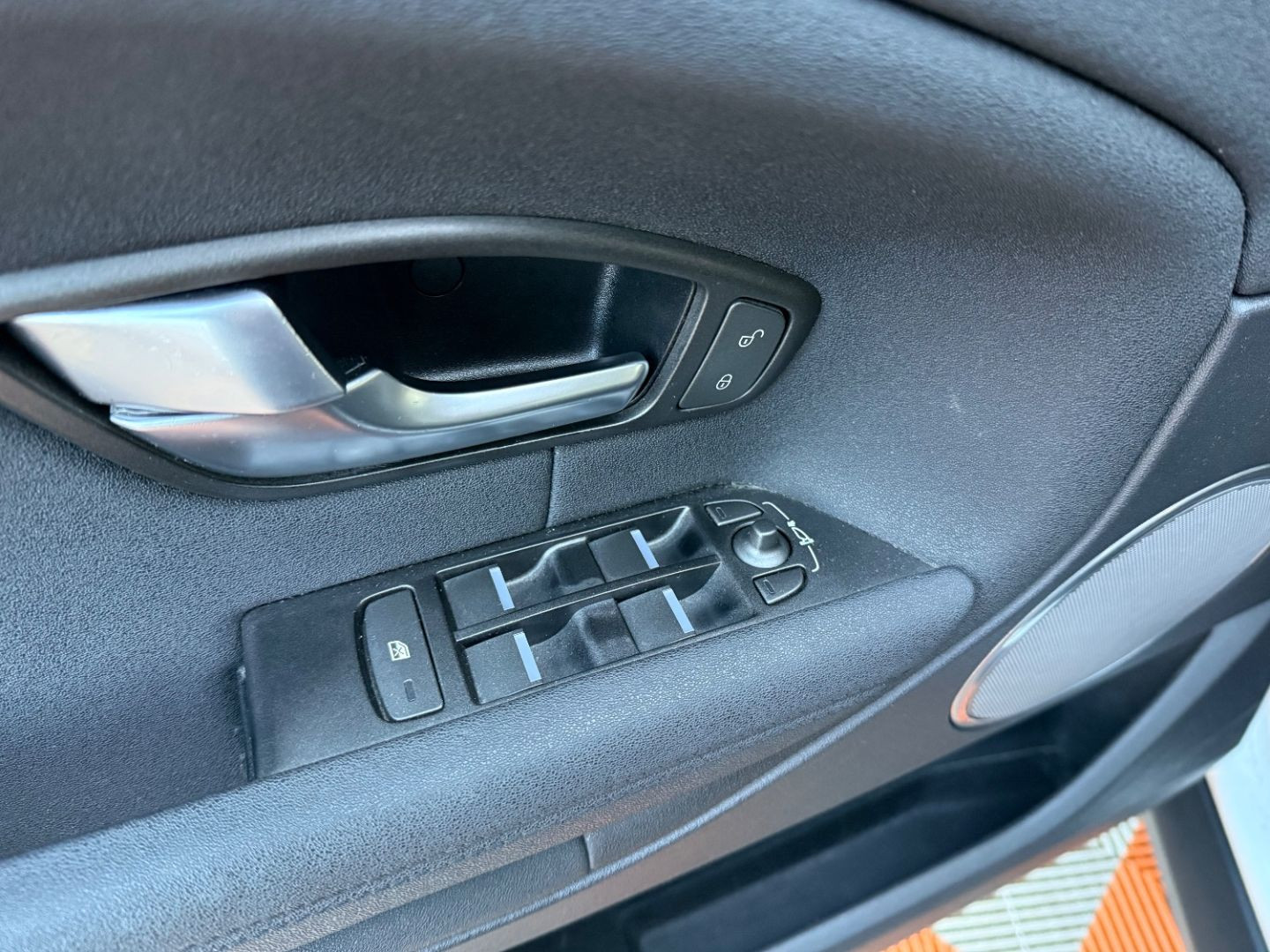 LAND ROVER EVOQUE en vente à Castres chez votre mandataire automobile