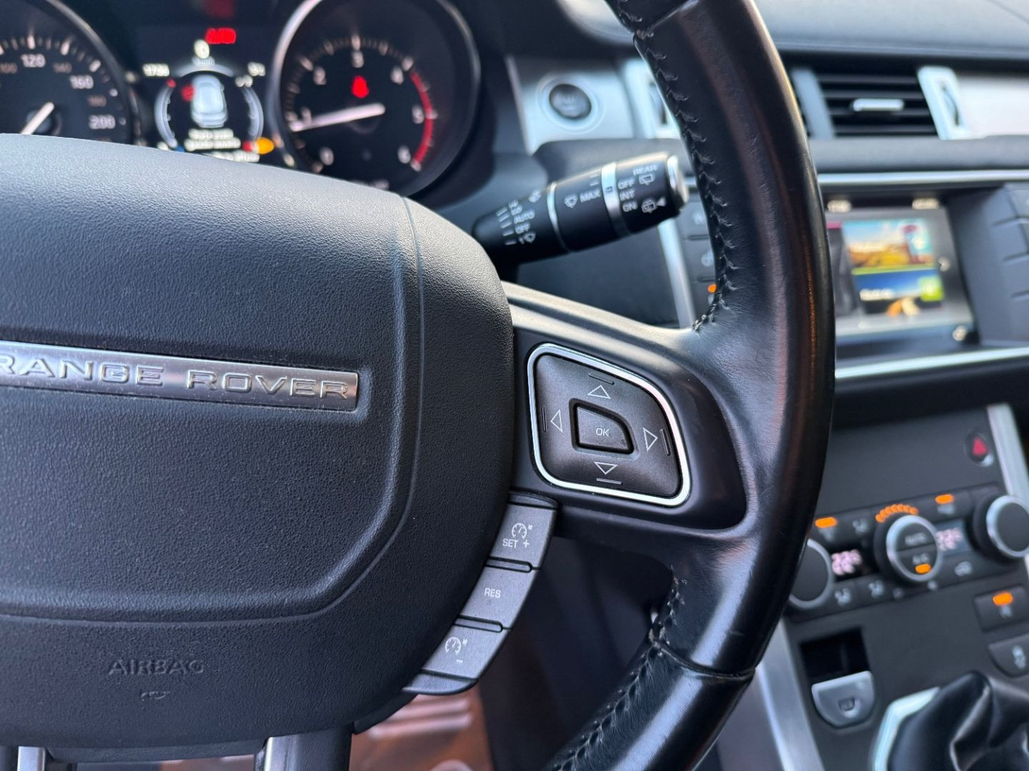 LAND ROVER EVOQUE en vente à Castres chez votre mandataire automobile