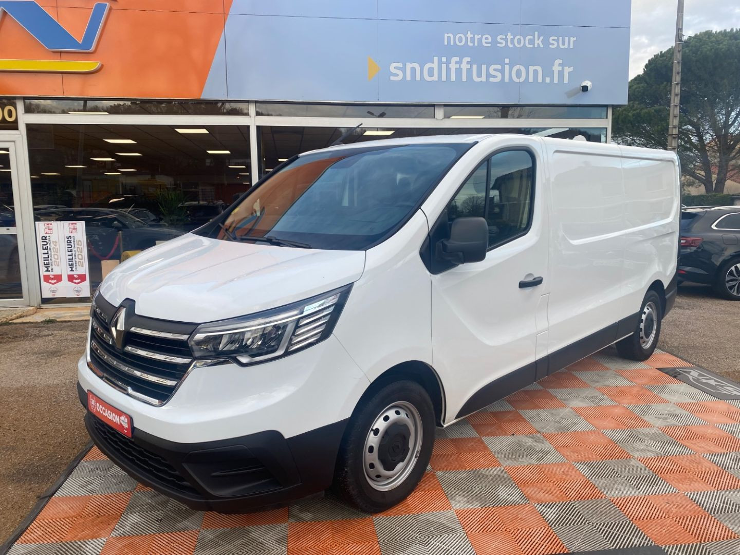 RENAULT TRAFIC FOURGON en vente à Castres chez votre mandataire automobile