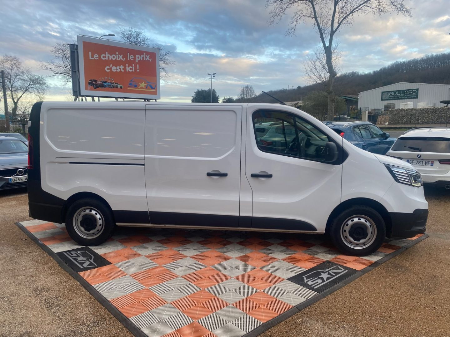 RENAULT TRAFIC FOURGON en vente à Castres chez votre mandataire automobile
