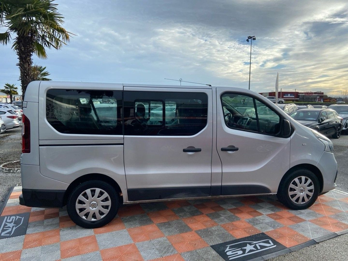 RENAULT TRAFIC en vente à Castres chez votre mandataire automobile