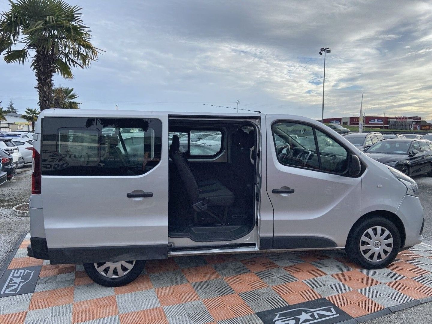 RENAULT TRAFIC en vente à Castres chez votre mandataire automobile