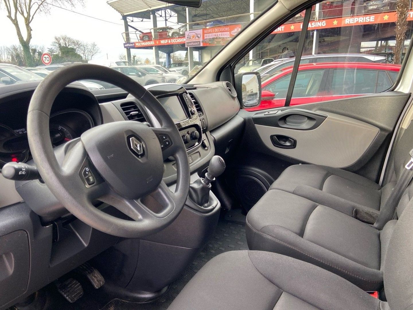 RENAULT TRAFIC en vente à Castres chez votre mandataire automobile