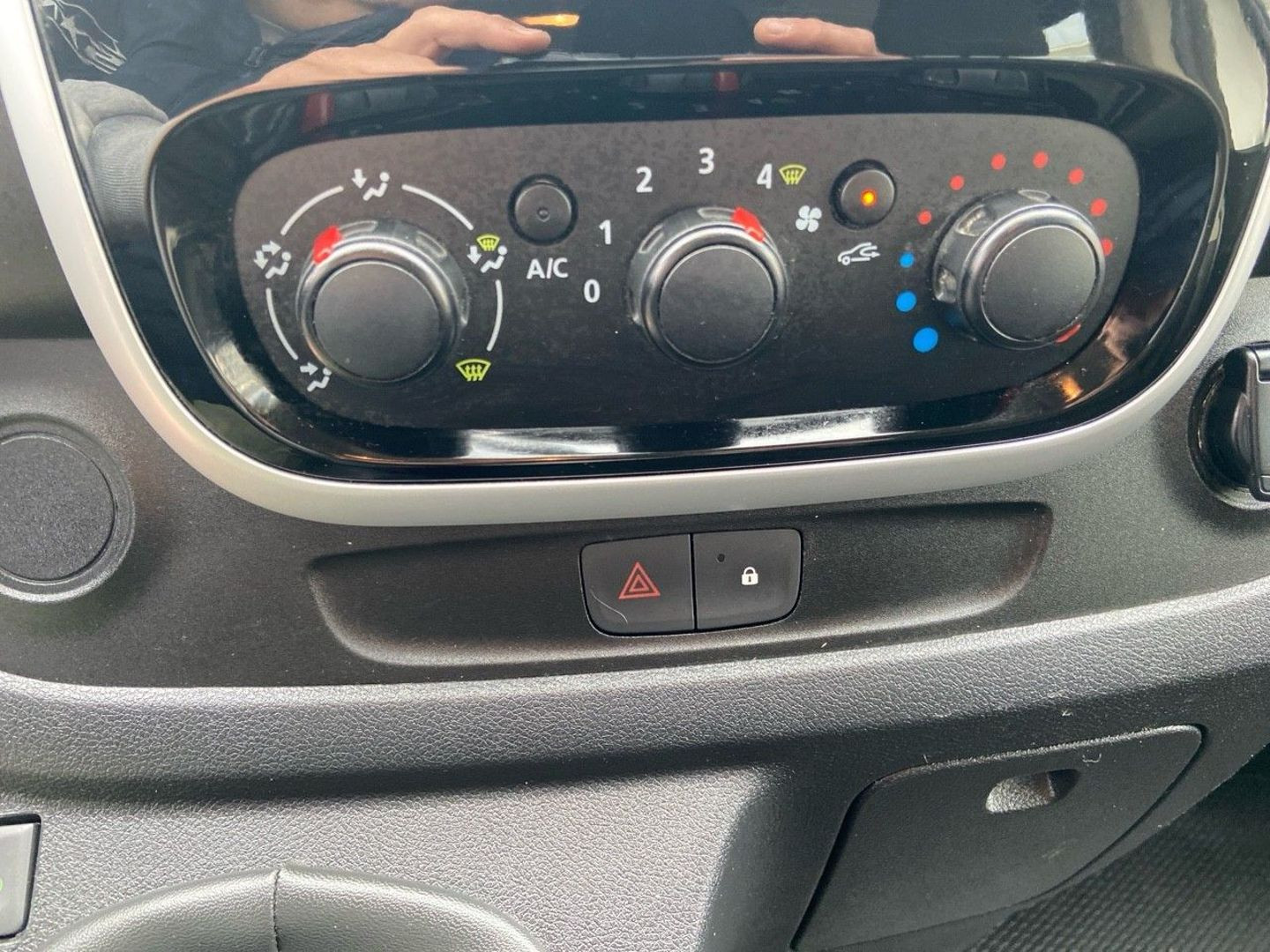 RENAULT TRAFIC en vente à Castres chez votre mandataire automobile