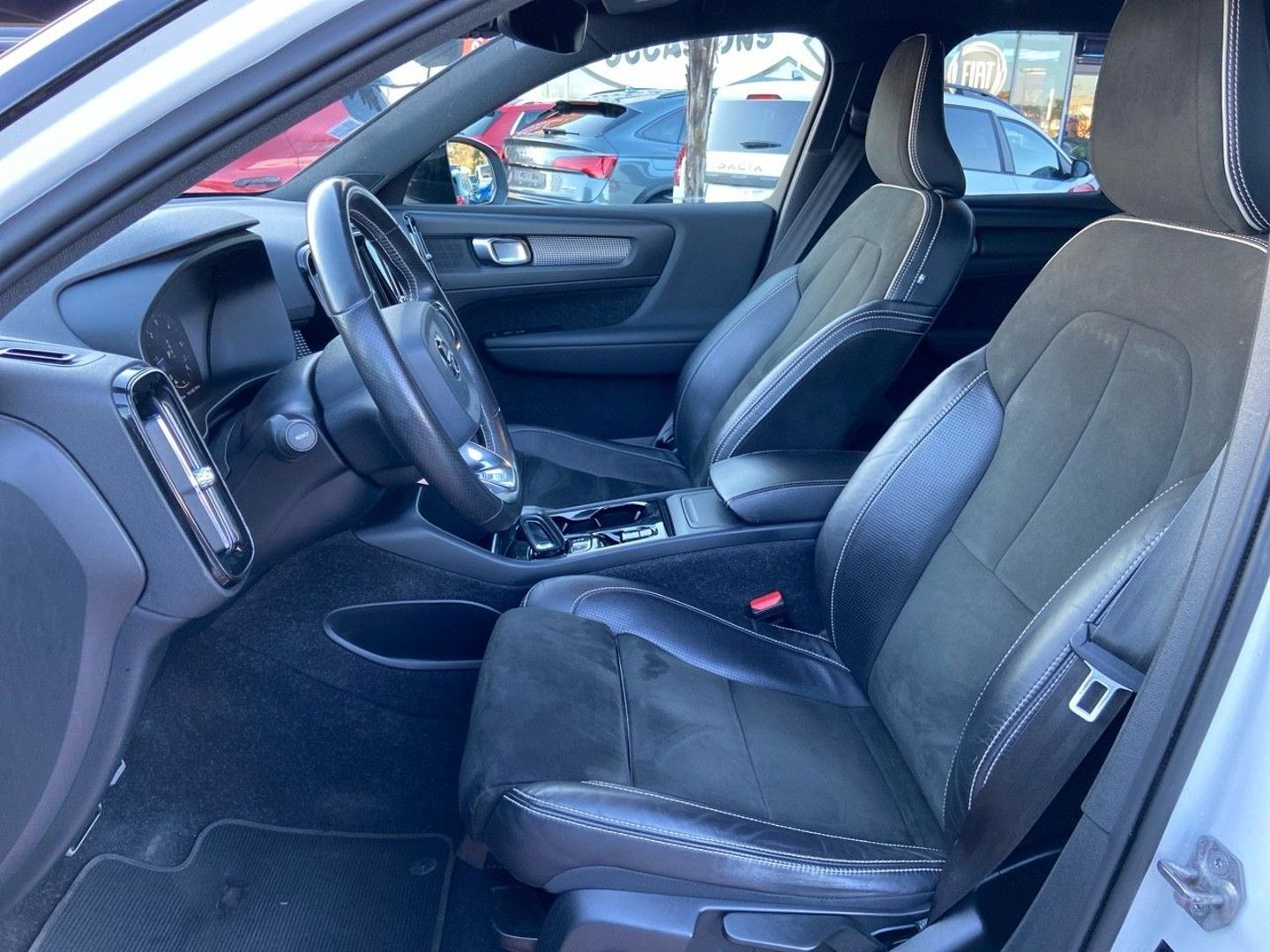 VOLVO XC 40 en vente à Castres chez votre mandataire automobile