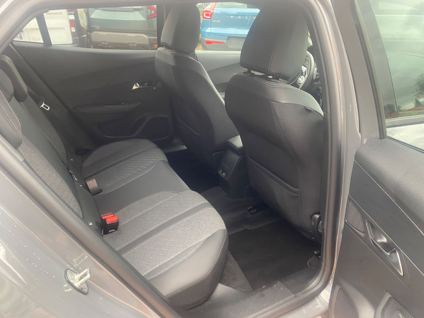 PEUGEOT 2008 en vente à Castres chez votre mandataire automobile