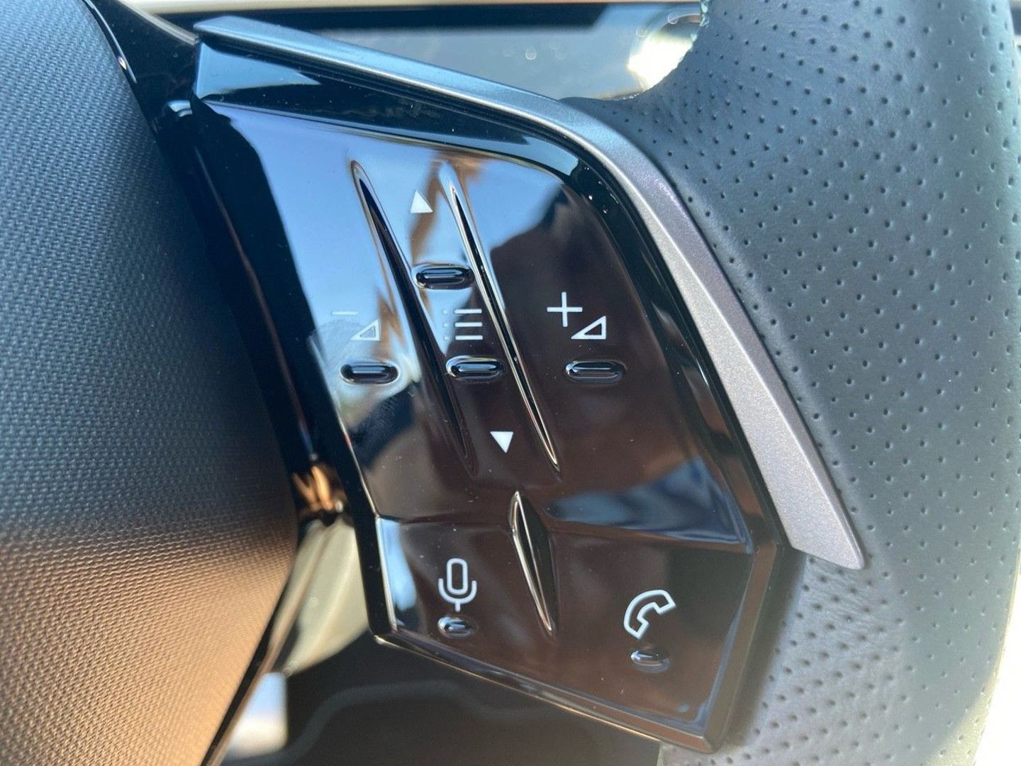 PEUGEOT 3008 en vente à Castres chez votre mandataire automobile