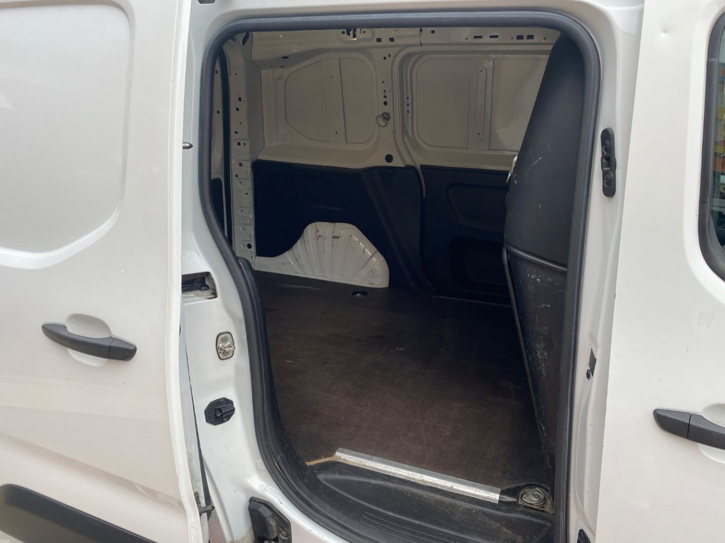 PEUGEOT Partner en vente à Castres chez votre mandataire automobile