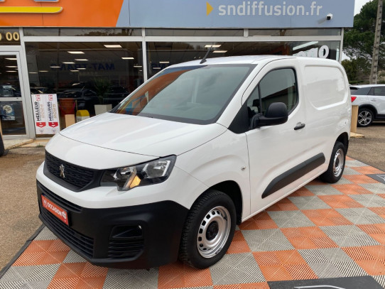 Acheter PEUGEOT Partner 1.5 BlueHDI 100 PREMIUM 3P chez SN Diffusion