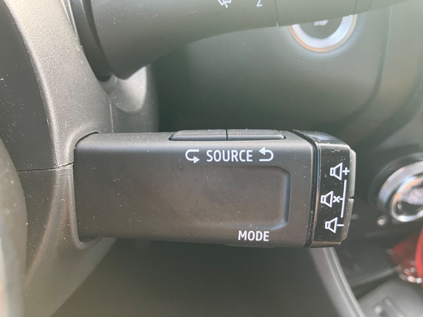 RENAULT Captur en vente à Castres chez votre mandataire automobile