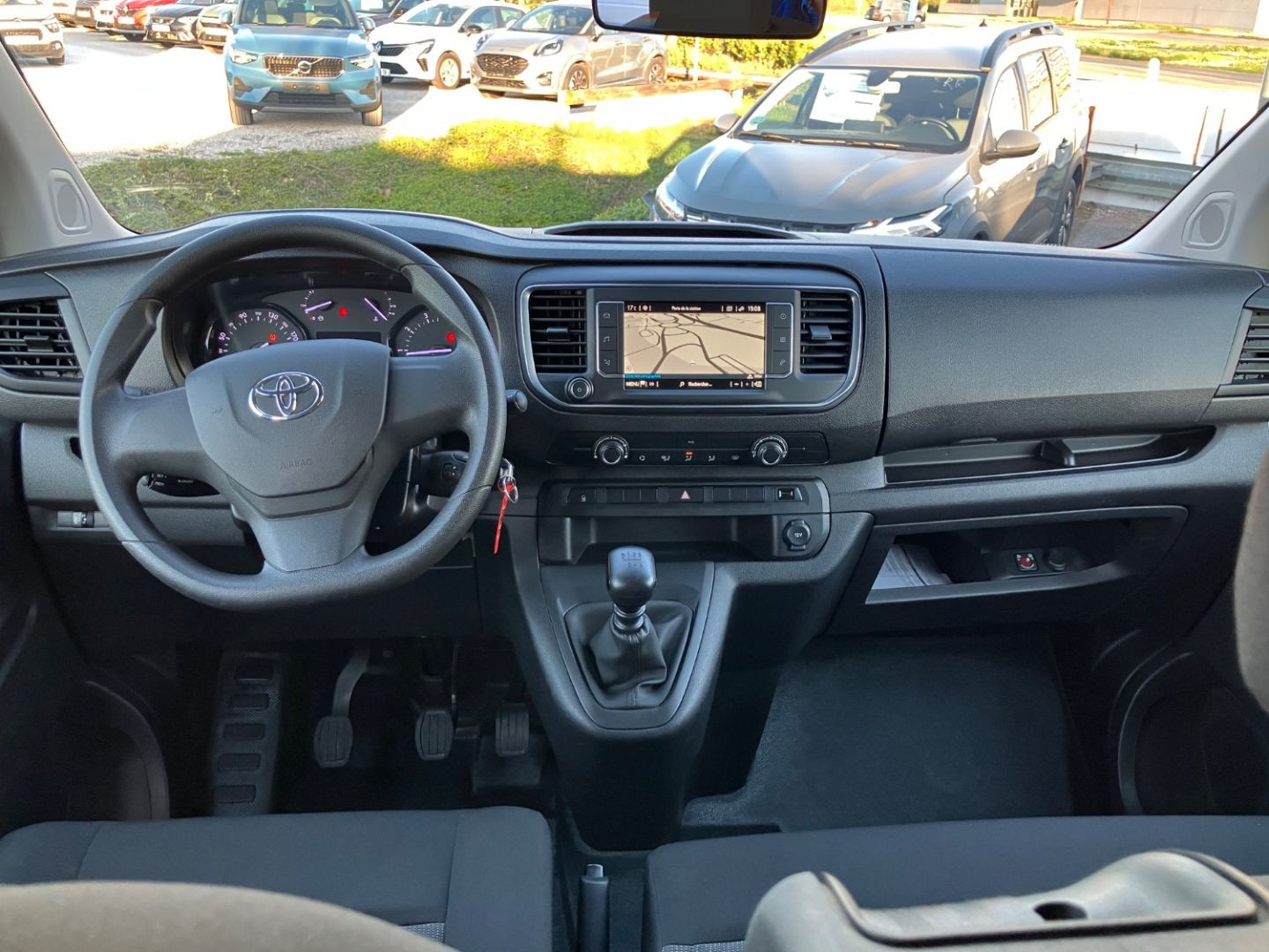 TOYOTA PROACE Verso en vente à Castres chez votre mandataire automobile
