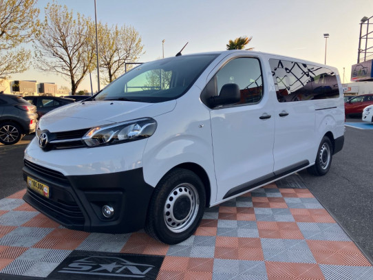 Acheter TOYOTA PROACE Verso 2.0 D-4D 140 BV6 Dynamic Confort Combi Long 9 Places GPS chez SN Diffusion