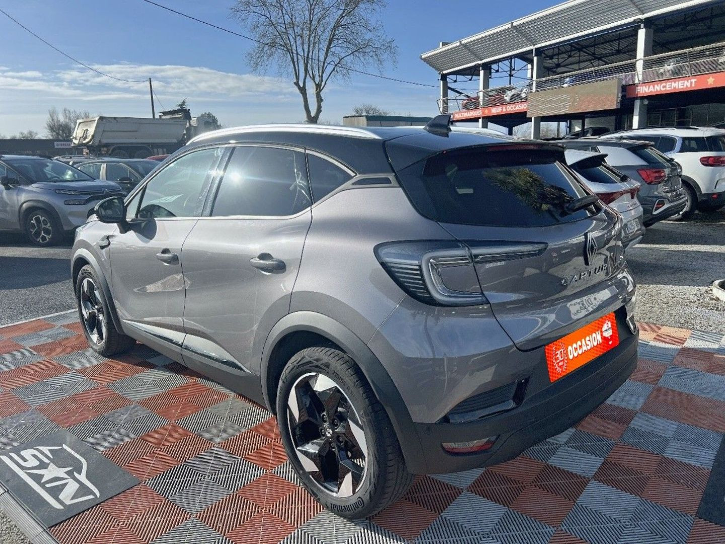 RENAULT Captur en vente à Castres chez votre mandataire automobile