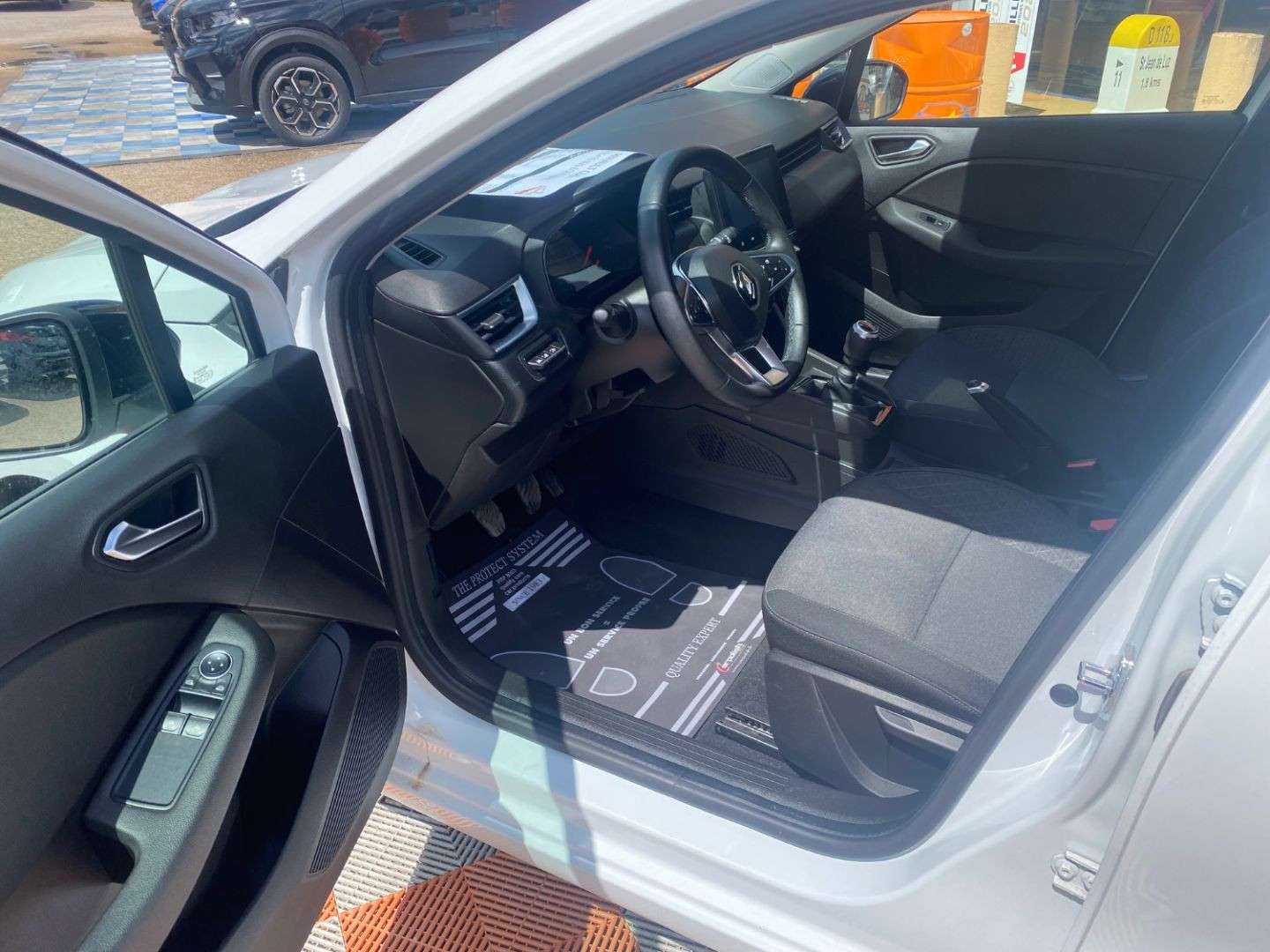 RENAULT Clio en vente à Castres chez votre mandataire automobile