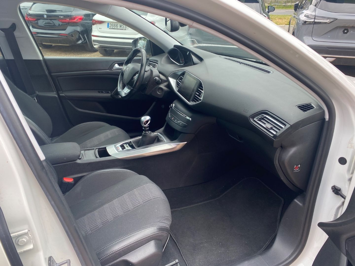 PEUGEOT 308 en vente à Castres chez votre mandataire automobile