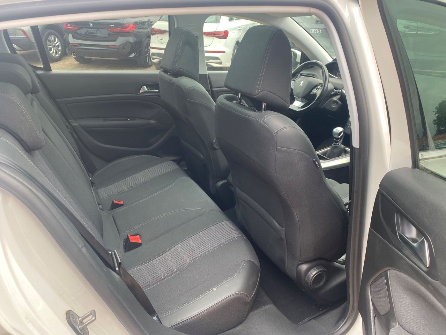 PEUGEOT 308 en vente à Castres chez votre mandataire automobile