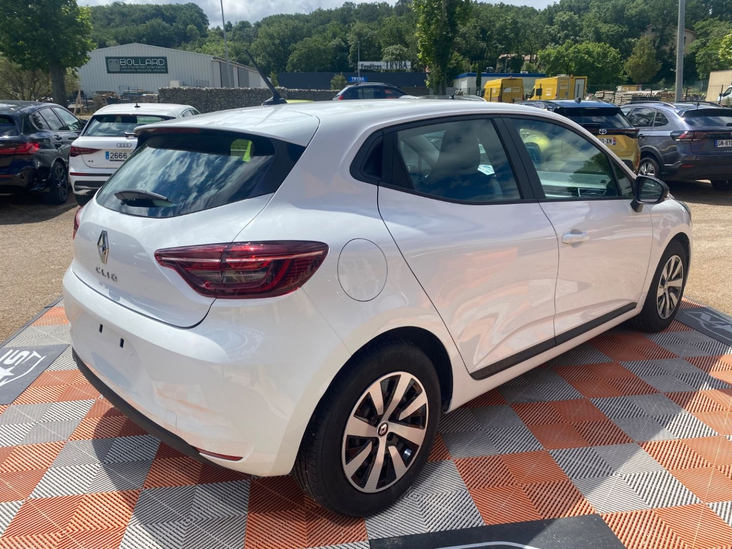 RENAULT Clio en vente à Castres chez votre mandataire automobile