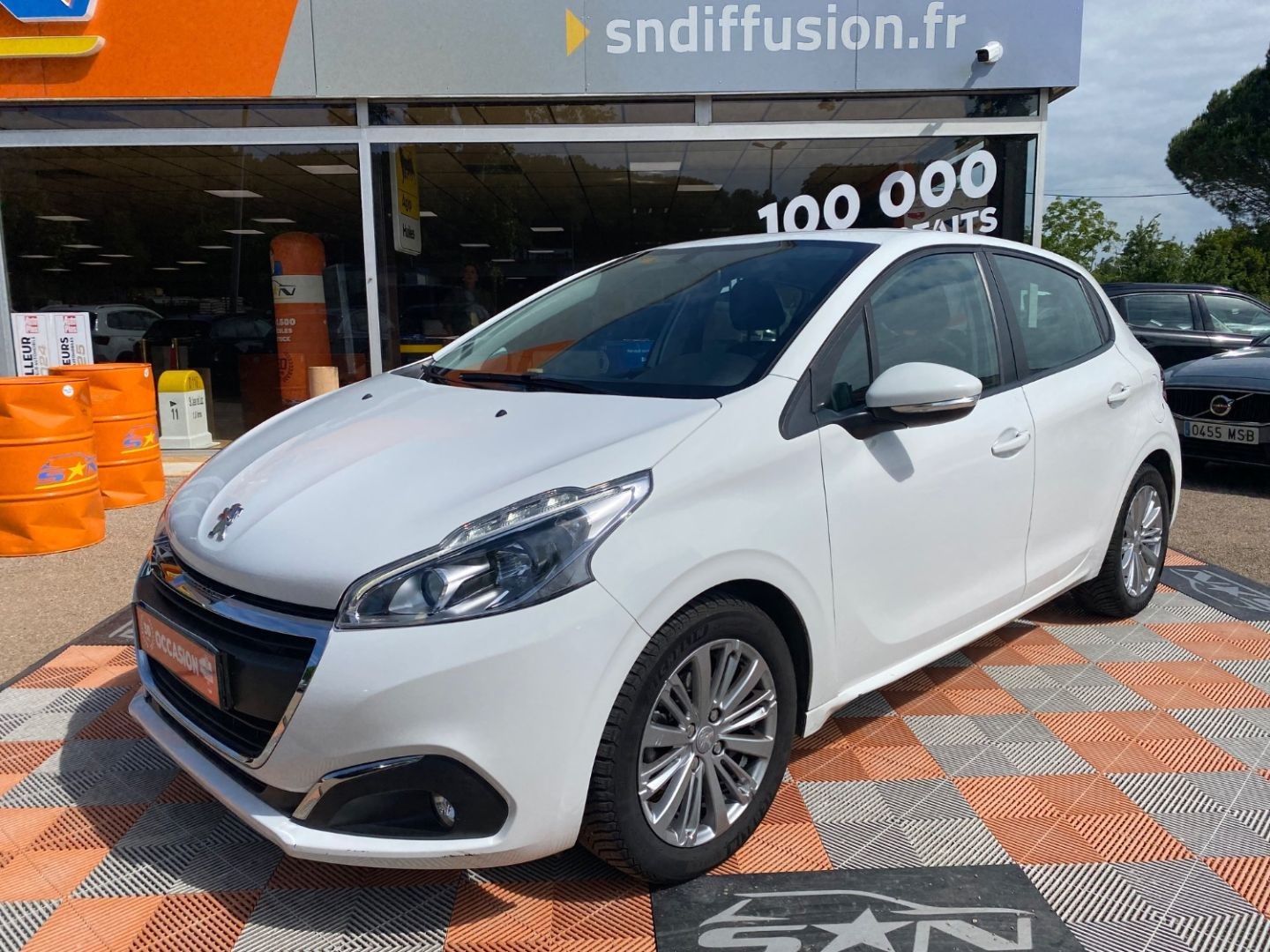 PEUGEOT 208 en vente à Castres chez votre mandataire automobile