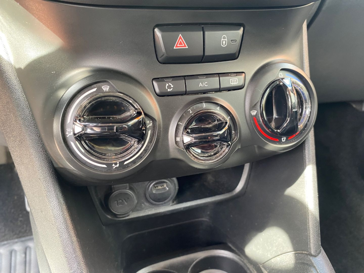 PEUGEOT 208 en vente à Castres chez votre mandataire automobile